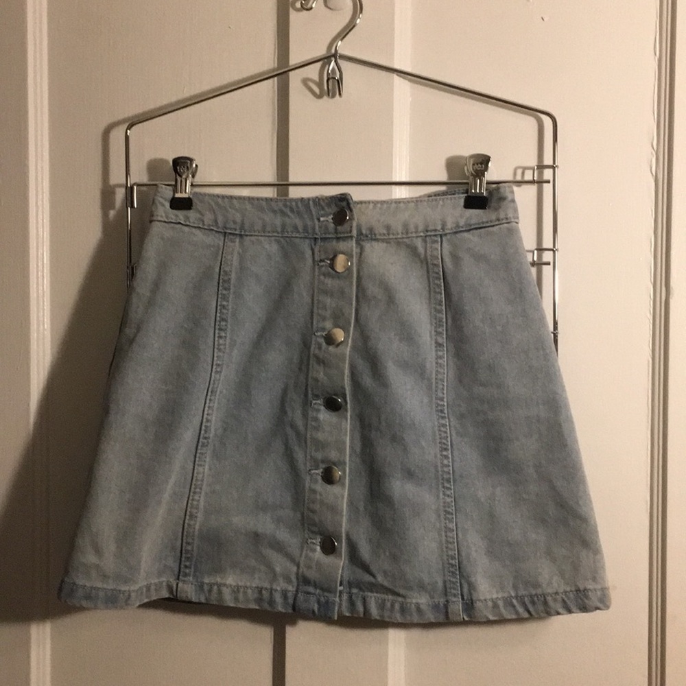 Denim button up skirt. H&M divided brand